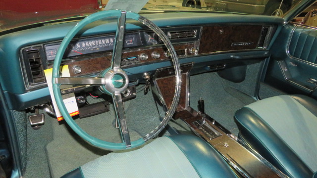 4th Image of a 1967 PONTIAC GRAND PRIX