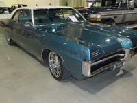 Image 2 of 14 of a 1967 PONTIAC GRAND PRIX