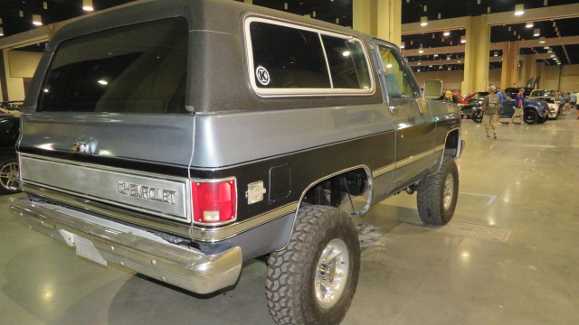 1st Image of a 1984 CHEVROLET BLAZER 1/2 TON; K5/K10