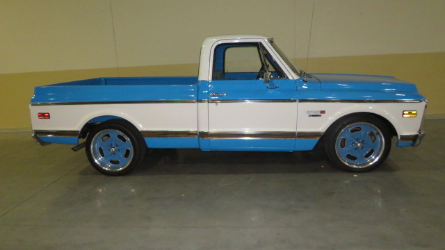 3rd Image of a 1972 CHEVROLET C10