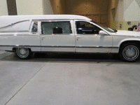 Image 3 of 18 of a 1996 CADILLAC DEVILLE HEARSE
