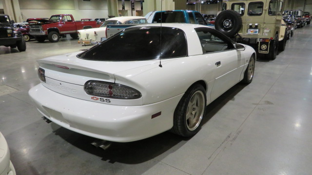 9th Image of a 1997 CHEVROLET CAMARO Z28 SS