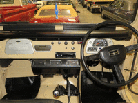 Image 4 of 10 of a 1982 TOYOTA LAND CRUISER
