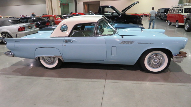 2nd Image of a 1957 FORD THUNDERBIRD