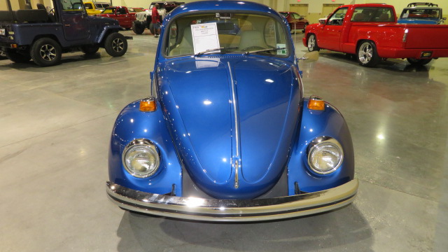 2nd Image of a 1972 VOLKSWAGEN BEETLE