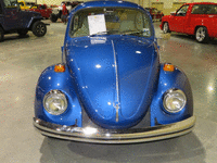 Image 3 of 12 of a 1972 VOLKSWAGEN BEETLE