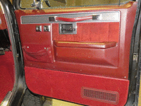 Image 13 of 16 of a 1987 GMC JIMMY V1500