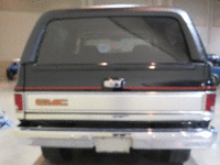 Image 15 of 16 of a 1987 GMC JIMMY V1500
