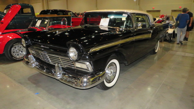 1st Image of a 1957 FORD FAIRLANE