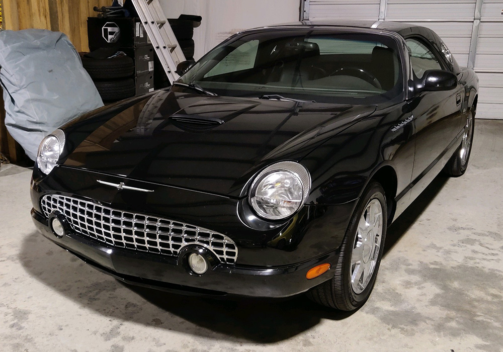 2nd Image of a 2002 FORD THUNDERBIRD