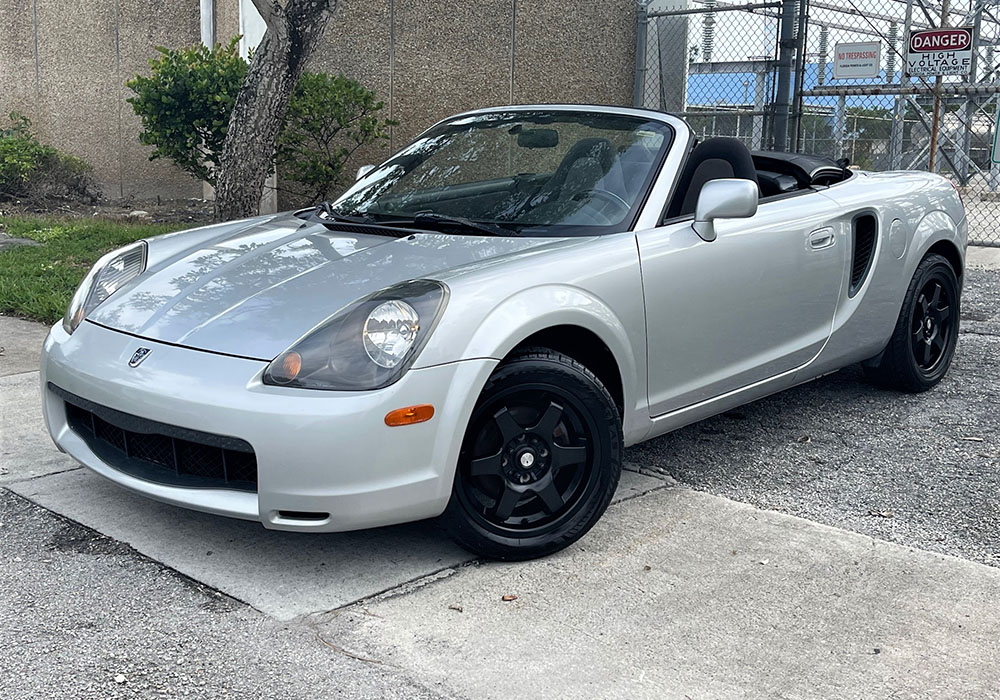 0th Image of a 2002 TOYOTA MR2 SPYDER