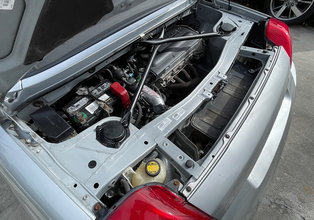 31st Image of a 2002 TOYOTA MR2 SPYDER