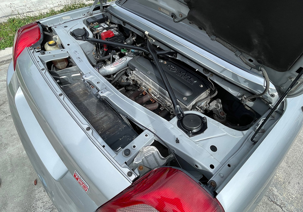 33rd Image of a 2002 TOYOTA MR2 SPYDER