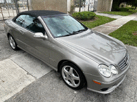 Image 4 of 46 of a 2004 MERCEDES-BENZ CLK-CLASS CLK500