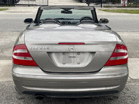 Image 10 of 46 of a 2004 MERCEDES-BENZ CLK-CLASS CLK500