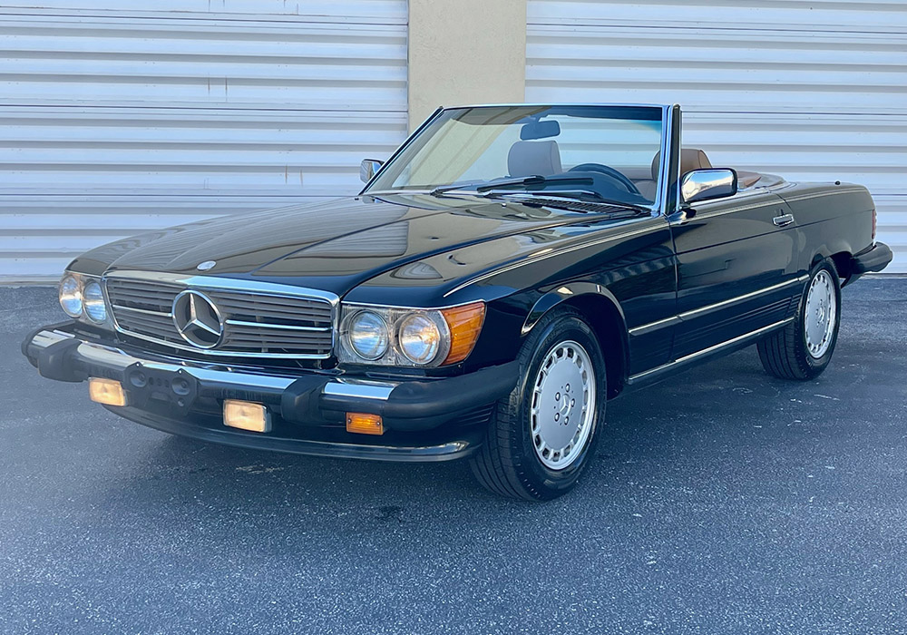 4th Image of a 1987 MERCEDES-BENZ 560SL