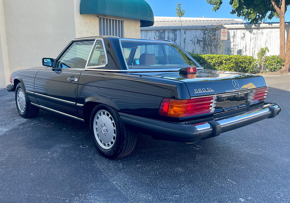 13th Image of a 1987 MERCEDES-BENZ 560SL