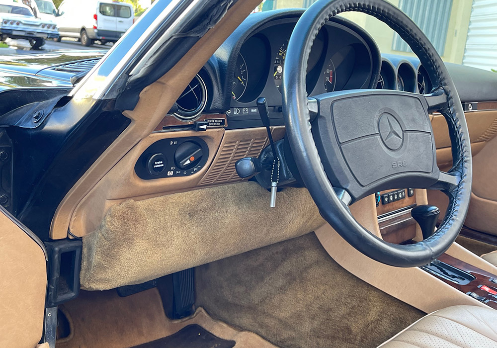 24th Image of a 1987 MERCEDES-BENZ 560SL