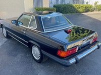Image 13 of 56 of a 1987 MERCEDES-BENZ 560SL
