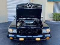Image 53 of 56 of a 1987 MERCEDES-BENZ 560SL