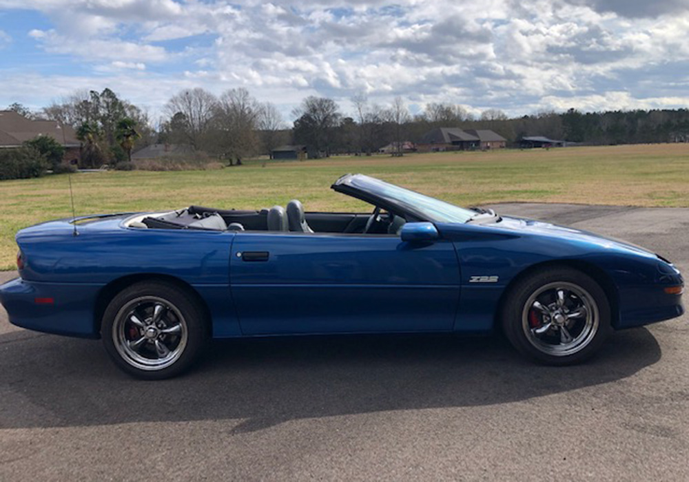 3rd Image of a 1995 CHEVROLET CAMARO Z28