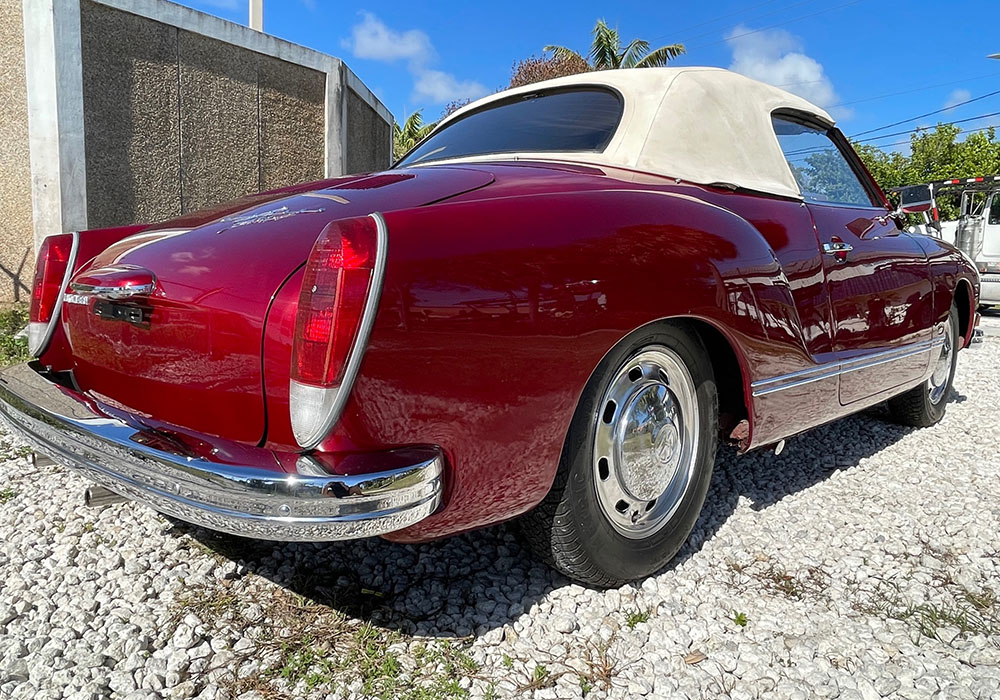 4th Image of a 1972 VOLKSWAGEN KARMANN GHIA