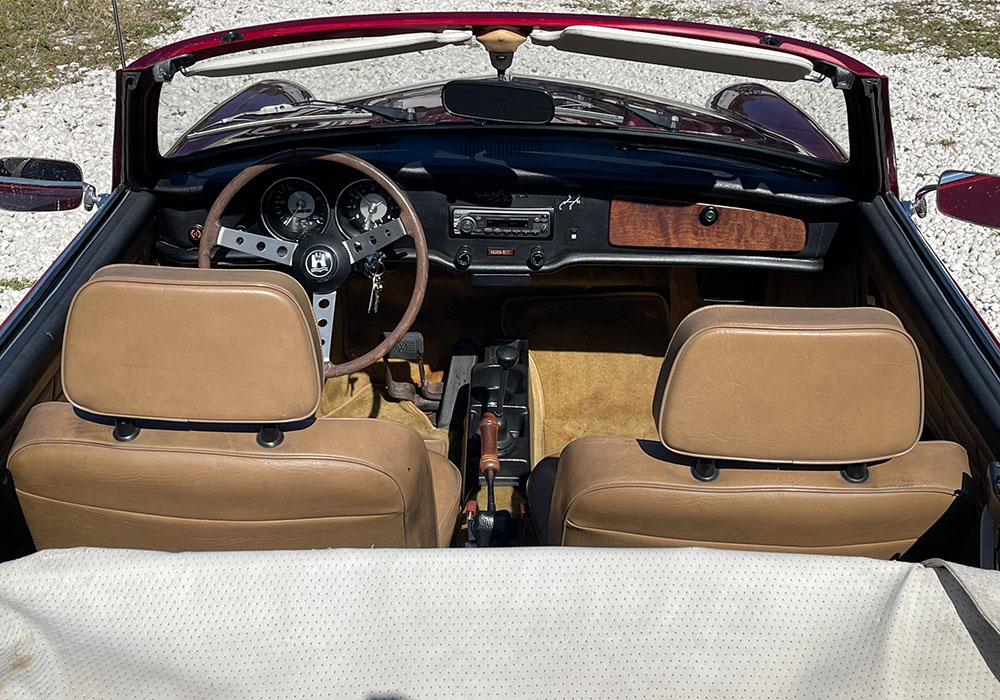 13th Image of a 1972 VOLKSWAGEN KARMANN GHIA