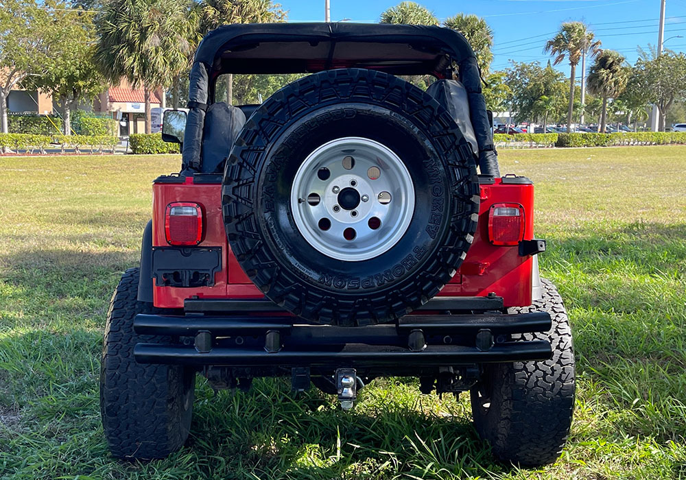 5th Image of a 1990 JEEP WRANGLER