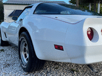 Image 24 of 36 of a 1980 CHEVROLET CORVETTE