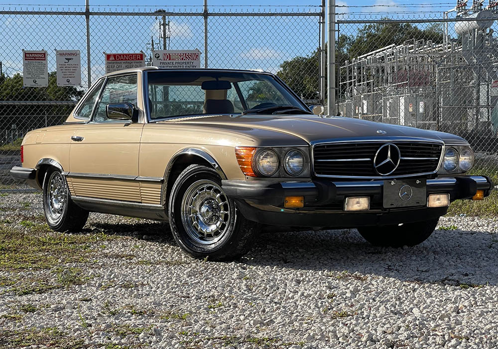 1st Image of a 1985 MERCEDES-BENZ 380 380SL