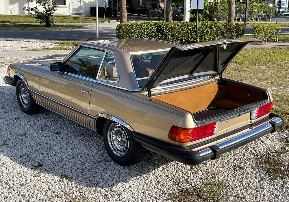 10th Image of a 1985 MERCEDES-BENZ 380 380SL