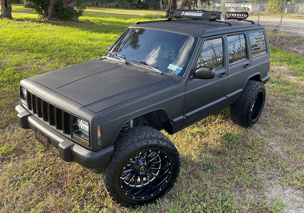 2nd Image of a 1998 JEEP CHEROKEE LIMITED