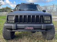 Image 5 of 28 of a 1998 JEEP CHEROKEE LIMITED