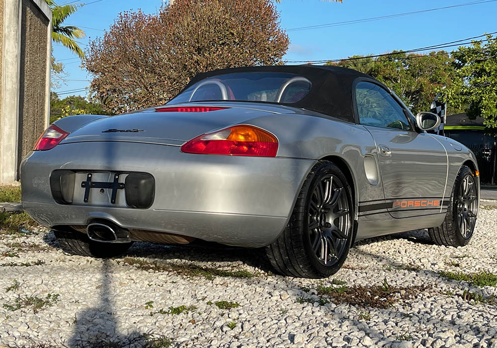 4th Image of a 1997 PORSCHE BOXSTER