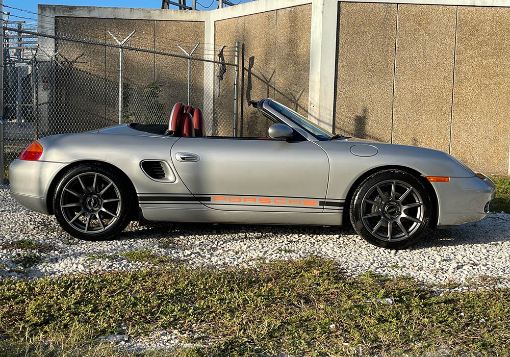 5th Image of a 1997 PORSCHE BOXSTER