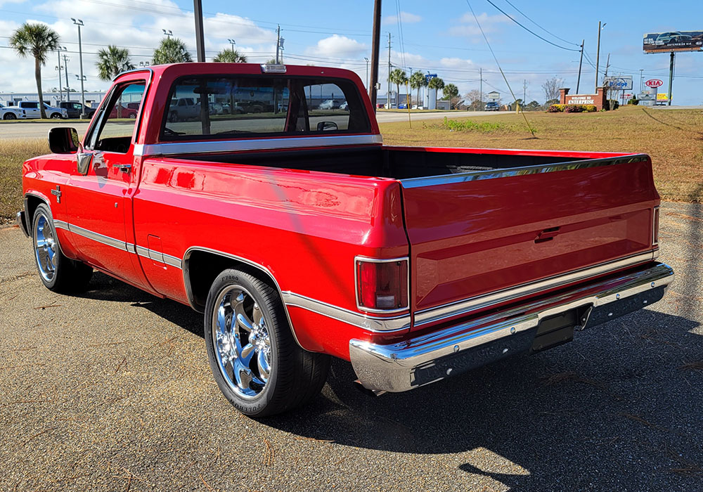 3rd Image of a 1982 CHEVROLET C10