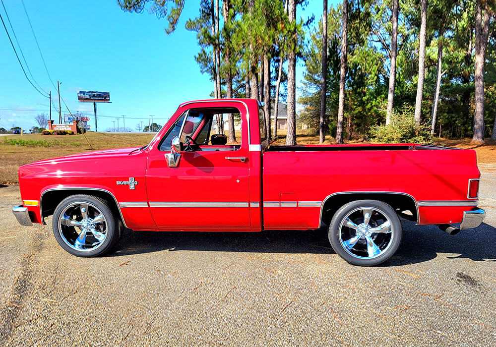 5th Image of a 1982 CHEVROLET C10