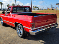 Image 4 of 10 of a 1982 CHEVROLET C10