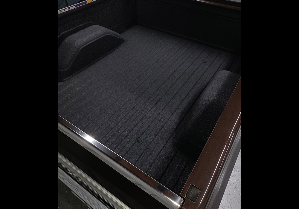 3rd Image of a 1987 GMC R1500