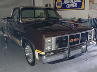 Image 2 of 6 of a 1987 GMC R1500