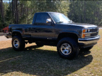 Image 3 of 13 of a 1989 CHEVROLET K1500