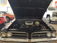 Image 23 of 25 of a 1964 PONTIAC GTO