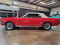 Image 2 of 7 of a 1965 FORD MUSTANG