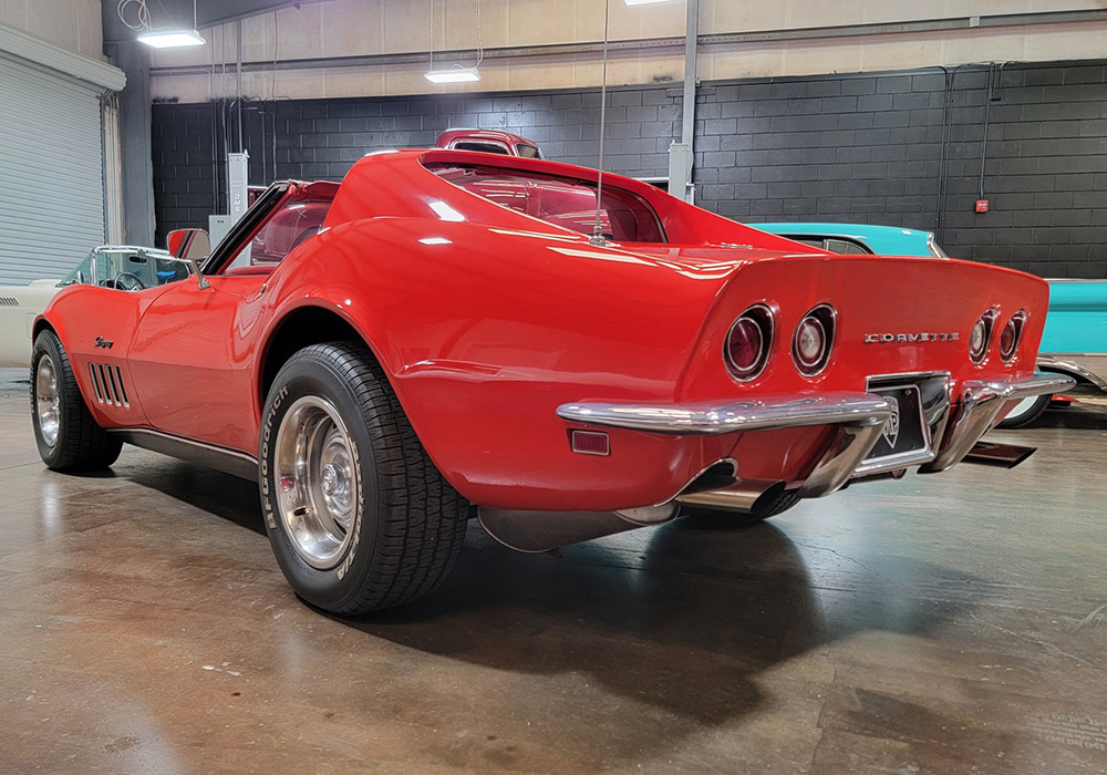 1st Image of a 1969 CHEVROLET CORVETTE