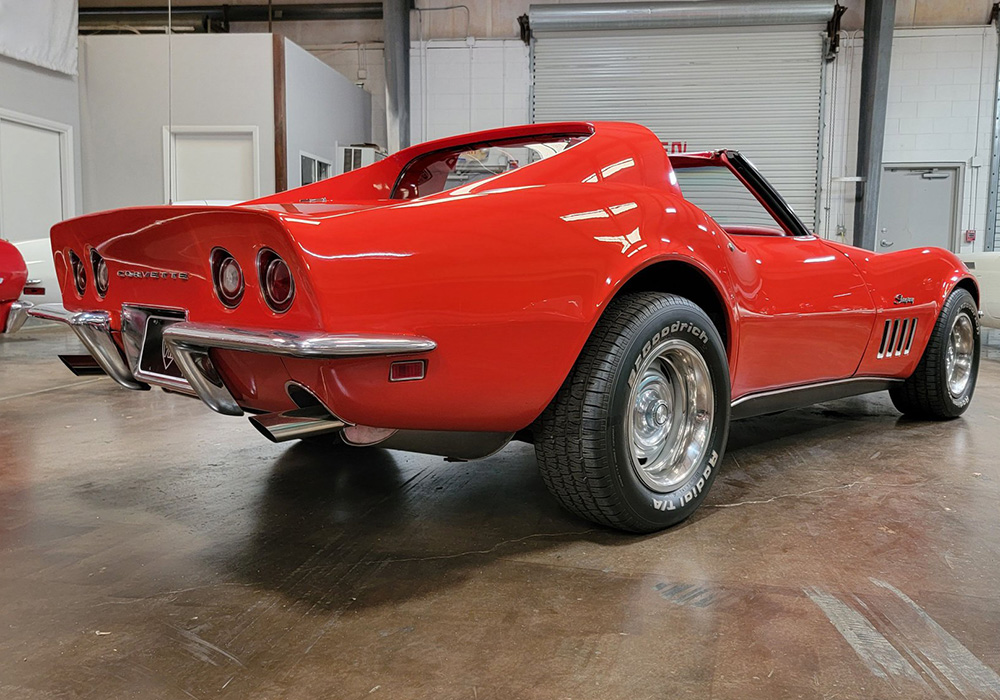 3rd Image of a 1969 CHEVROLET CORVETTE