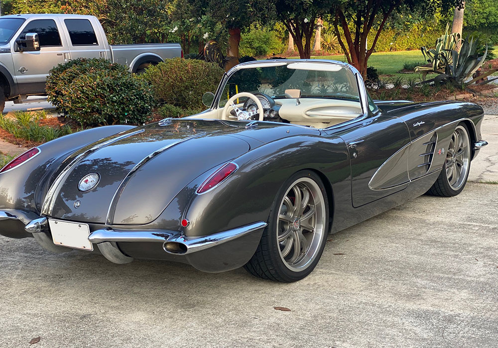 3rd Image of a 1958 CHEVROLET CORVETTE