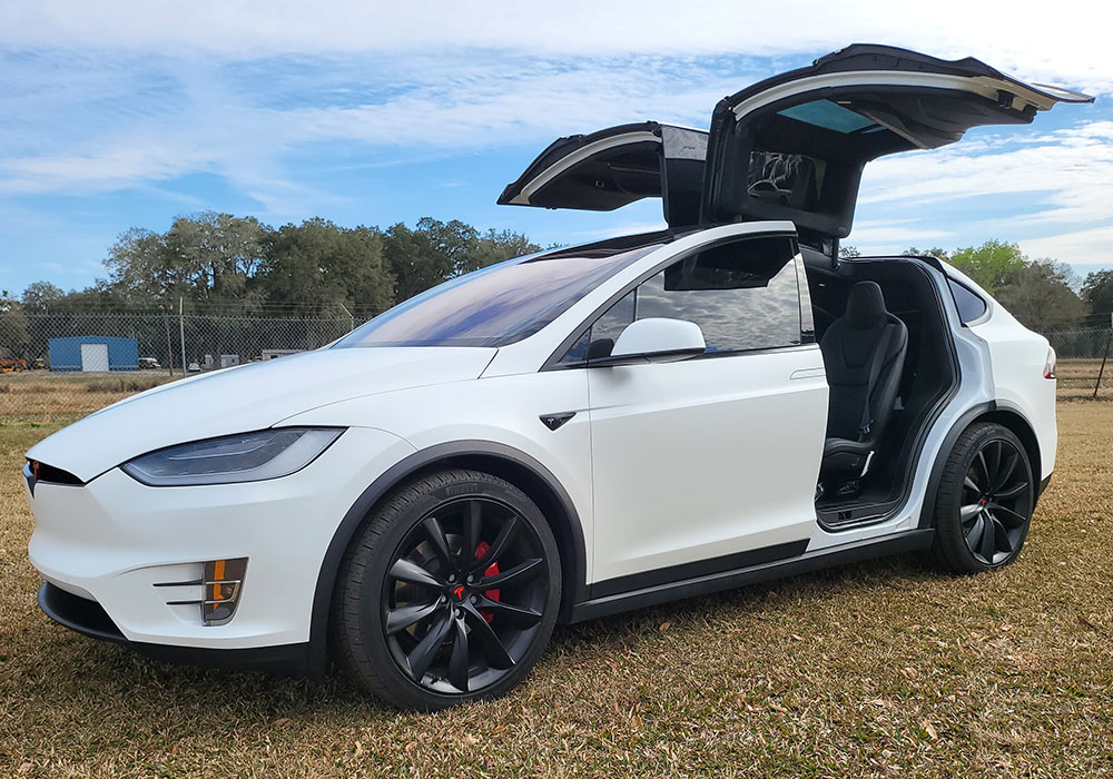 5th Image of a 2018 TESLA MODEL X LHD DUAL MOTOR STANDARD