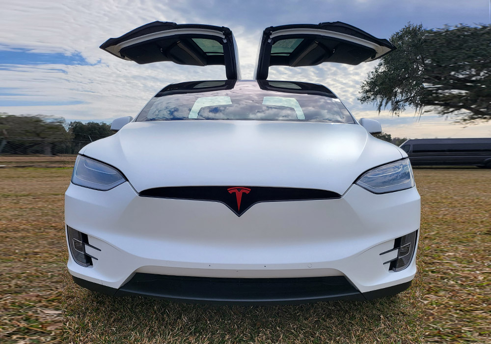 8th Image of a 2018 TESLA MODEL X LHD DUAL MOTOR STANDARD