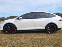 Image 4 of 16 of a 2018 TESLA MODEL X LHD DUAL MOTOR STANDARD