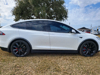 Image 5 of 16 of a 2018 TESLA MODEL X LHD DUAL MOTOR STANDARD